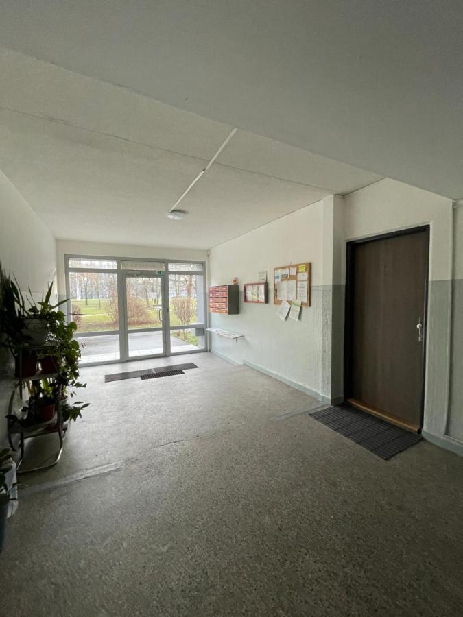 Cozy Self Check-In Apartment In Vibrant Ruzinov Area, Komarnicka 42, Bratislava Exteriér fotografie